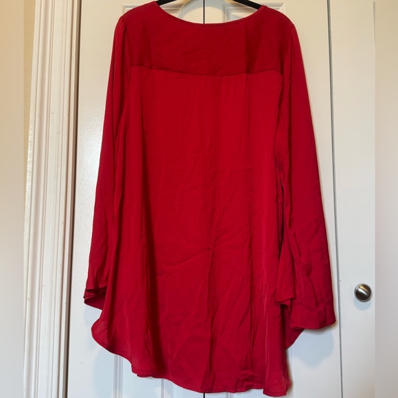 Plus 0X Red Flowy Blouse Dressy Date Night Party Top NWT Glam - Picture 6 of 6